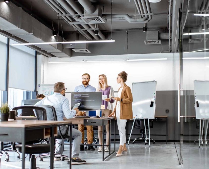 View-of-office-workers-having-a-meeting